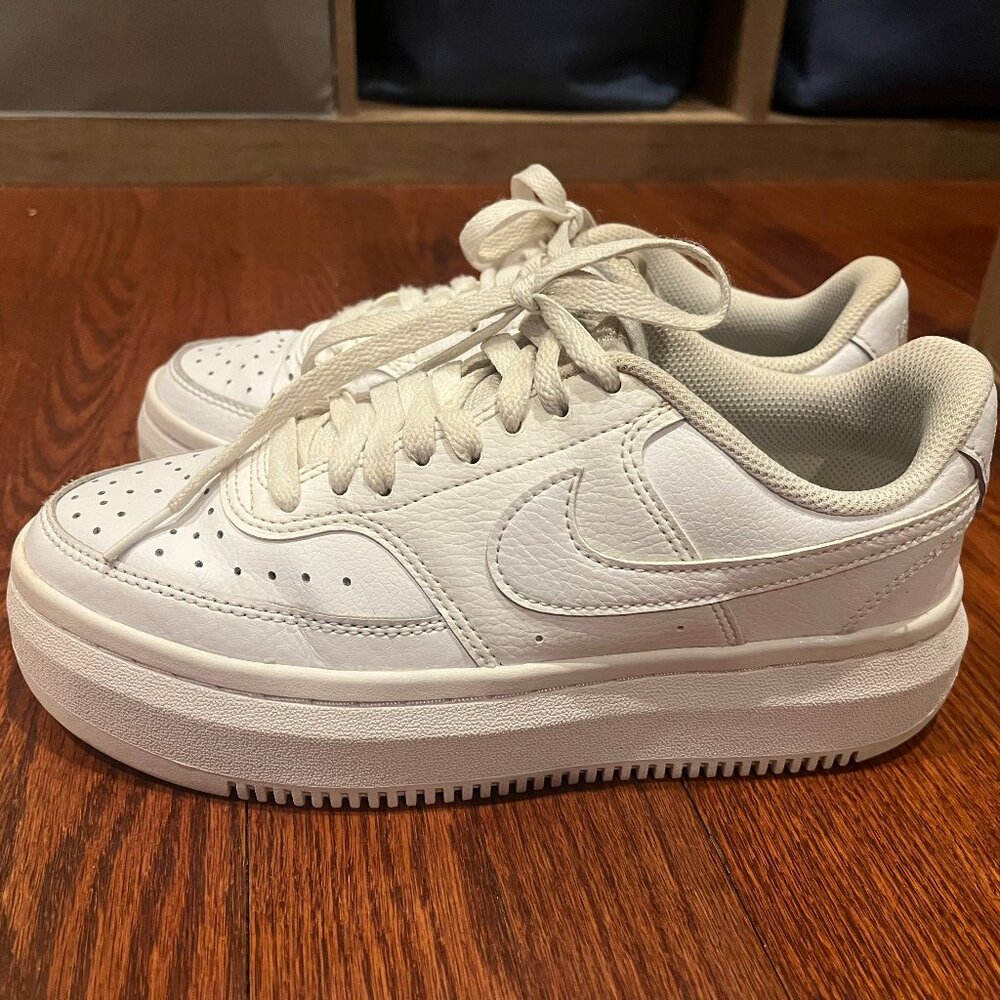 Women’s Nike Court Vision Alta Triple White Sneakers Size 7.5 Platform Shoes